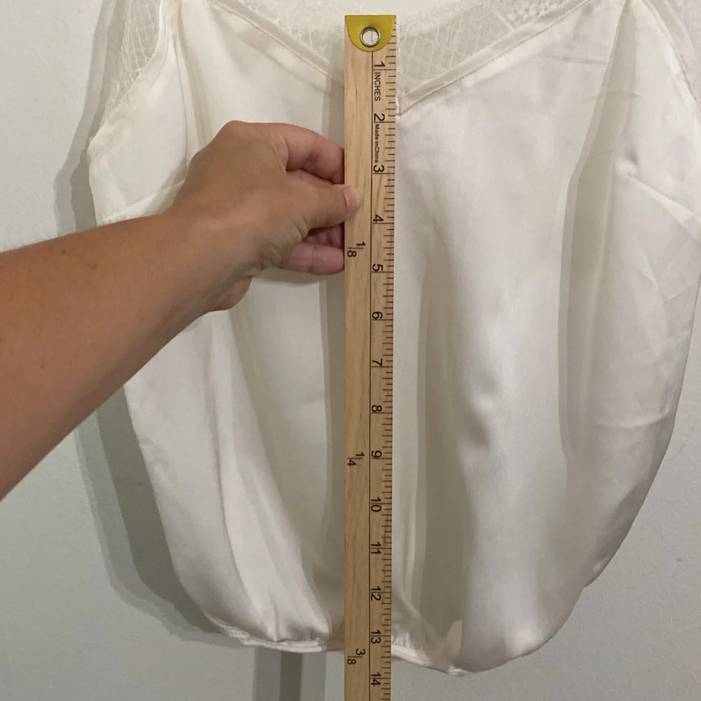 Abercrombie & Fitch Womens Lace Trim Camisole Small Soft White Cropped Feminine - Picture 10 of 12